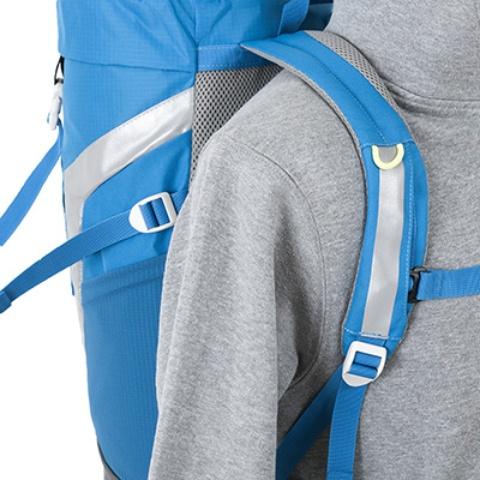 Мягкие лямки анатомической формы - Яркий и удобный рюкзак для путешественников старше 10 лет Mani lawn green