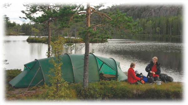 Пример большой туристической палатки