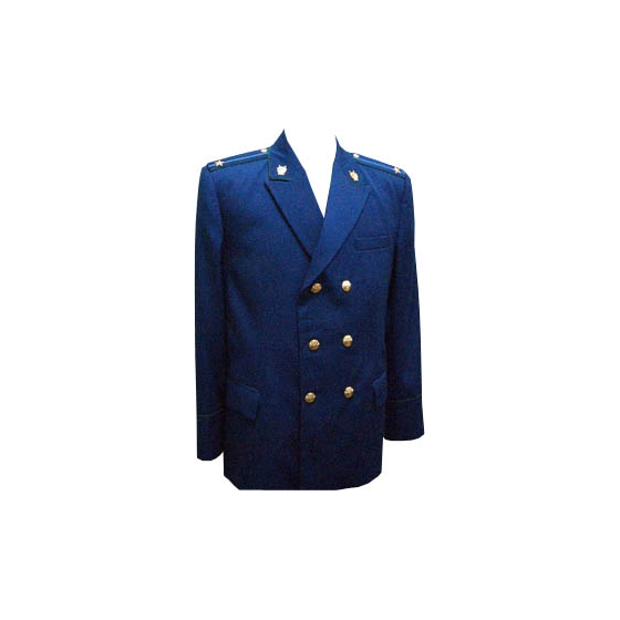 Двубортная домашняя или форменная куртка 7 букв