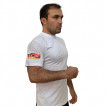 Белая футболка с термотрансфером ГСВГ на рукаве