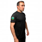 Чёрная футболка с термотрансфером Десантура на рукаве