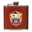Карманная фляжка в кожаном чехле с шильдом ВМФ СССР.