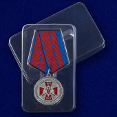 Медаль 210 лет войскам Национальной Гвардии на подставке