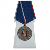 Медаль Оперативно-поисковое управление ФСБ России на подставке