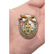 Нагрудный знак За службу в Войсках связи на подставке