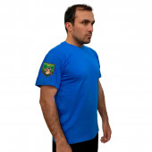 Васильковая футболка с термотрансфером Пограничные войска на рукаве