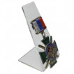 Знак За службу России на подставке