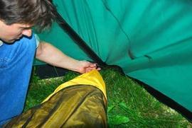 Подвесить внутренюю палатку Четырехместная кемпинговая палатка-полубочка с большим тамбуром. Alexika Apollo 4