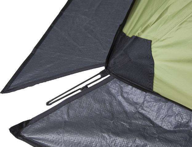 Прочное крепление оттяжки внизу тента. Четырехместная кемпинговая палатка с двумя спальнями и большим тамбуром KSL Macon 4