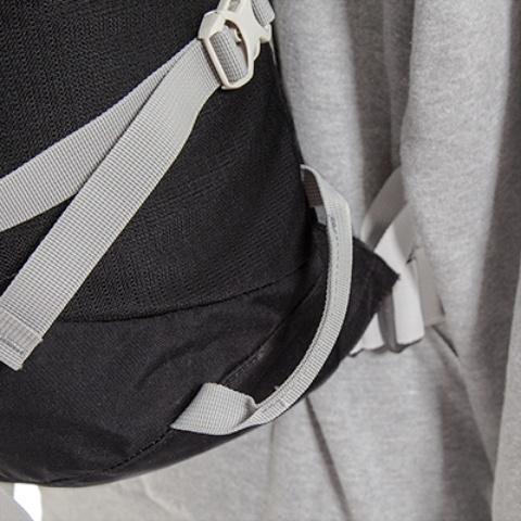 Нижние петли для карабинов или оттяжек - Легкий горный рюкзак Cima di Basso 35