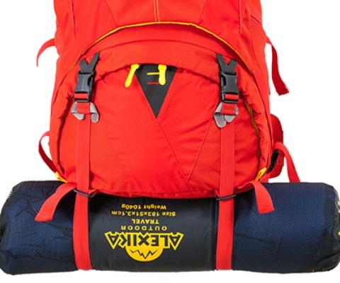 Длинные нижние стропы для размещения палатки или коврика - Женский трекинговый туристический рюкзак Isis 60 bright blue