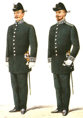 Праздничная и парадная форма чиновника в должности 6 класса (слева), инспектора судоходства в должности 6 класса (справа)