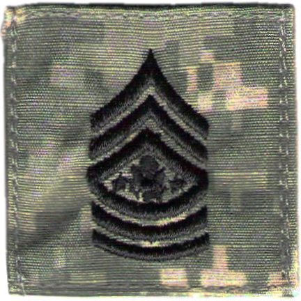 Нагрудный знак различия сержант-майор Сухопутных войск США для полевой камуфлированной формы ACU