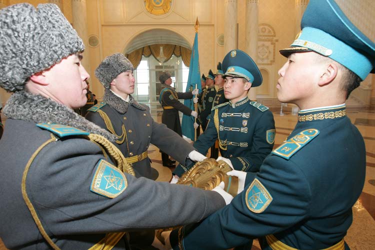 Нарукавный знак республиканской гвардии Казахстана