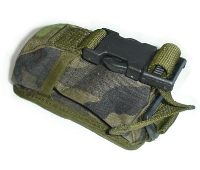 Czech army Vz95 camo grenade pouch for the MNS system