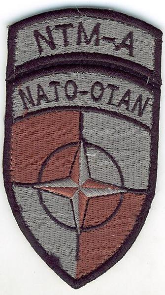 Нарукавный знак Тренировочной миссии НАТО в Афганистане