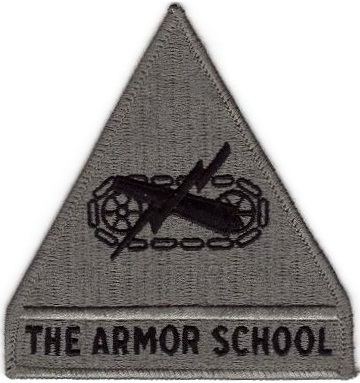 Нарукавный знак школы бронетанковых войск СВ США