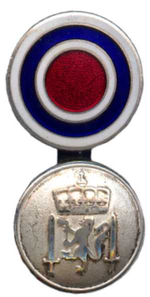 Кокарда и эмблема в сцепке на кепи унтерофицерского состава Королевских вооруженных сил Норвегии