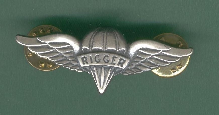 Parachute Rigger badge