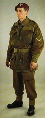 Британский десантник в Denison smock (куртка Денисона)