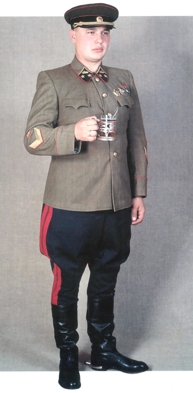 генерал майор танковых войск 1940-43
