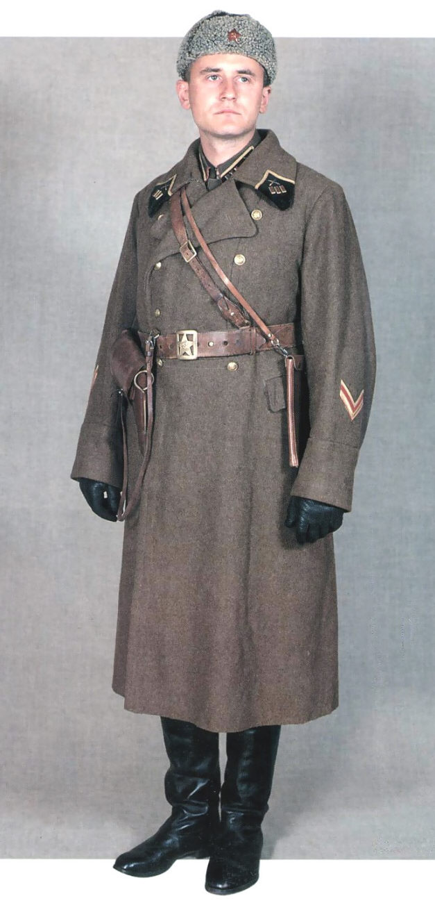 полковник в зиней униформе