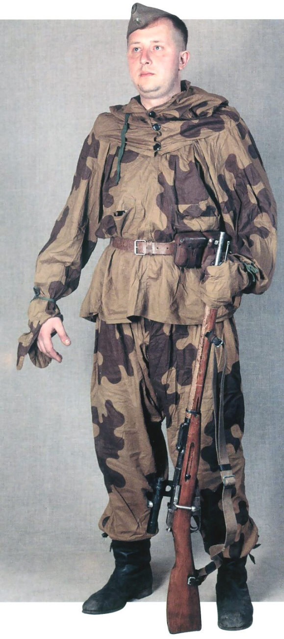 снайпер в осеннем камуфляже 1941-45