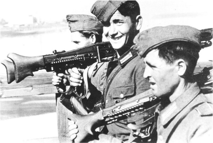 пулемет MG 42