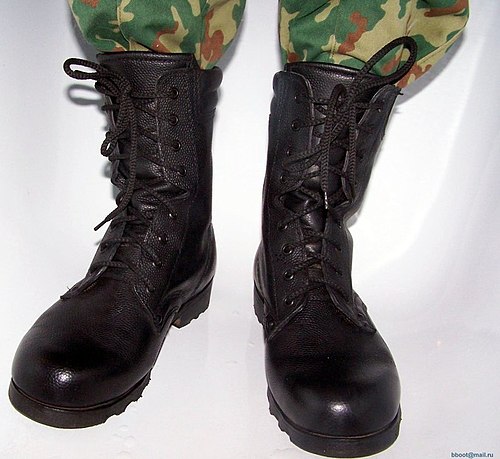 Военные ботинки
