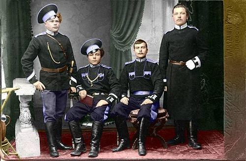 Оренбургские казаки 2-го полка в г. Варшаве, 1910 г.