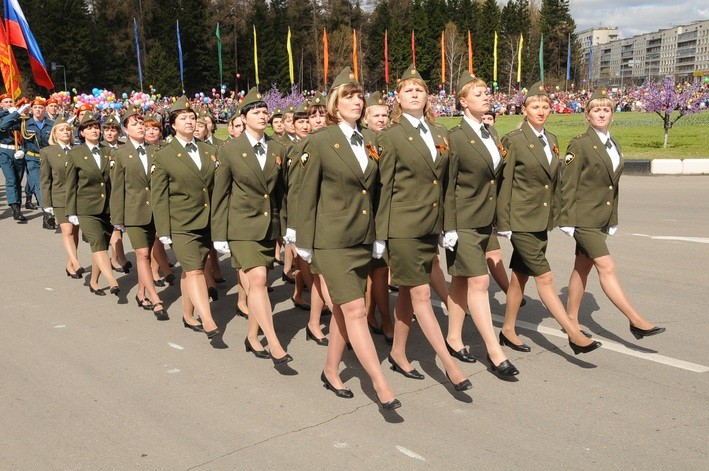 Женская военная форма: украинским защитницам шьют специальную одежду (ВИДЕО)