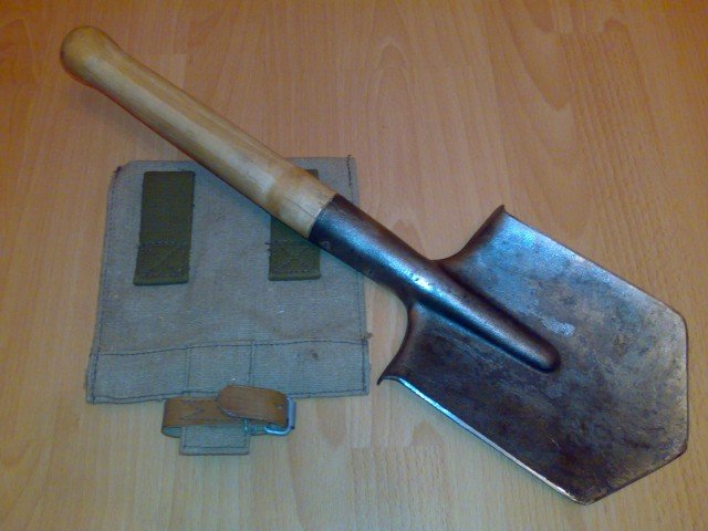 Универсальная лопатка в машину. : Специальные ножи и инструмент